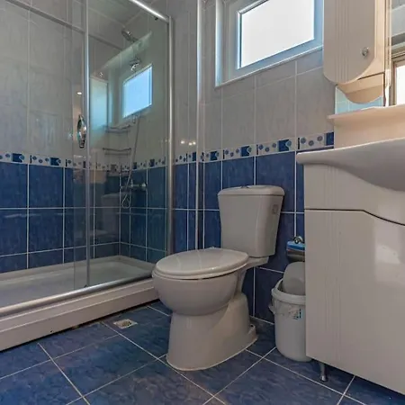 Отель Private Pool,near To The Land Of Legend
